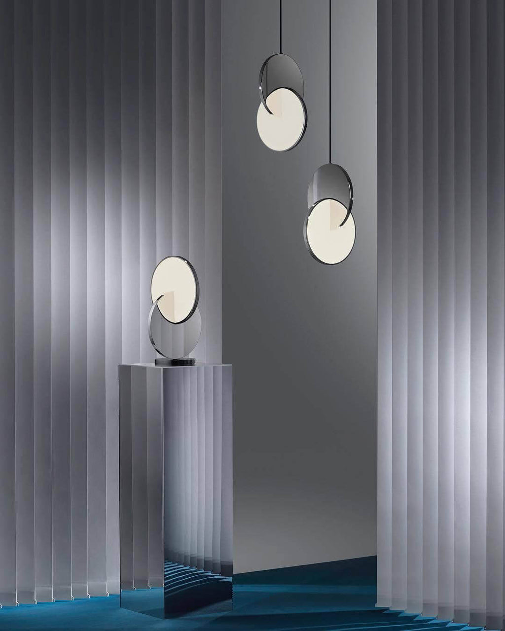 Interlocking Disc Pendant Light