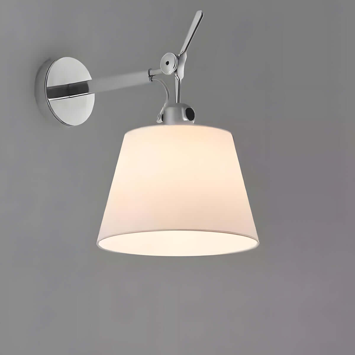 Dolmire Wall Sconce