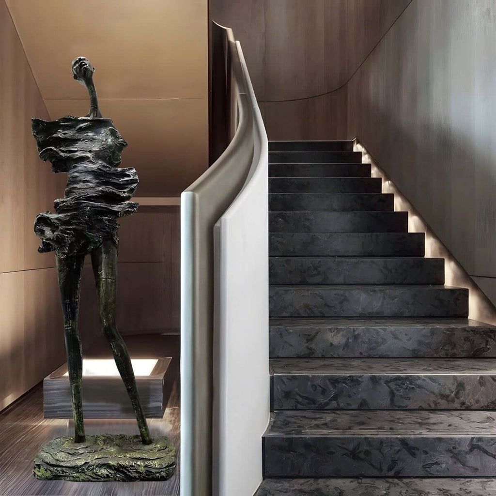 Dravik Sculpture