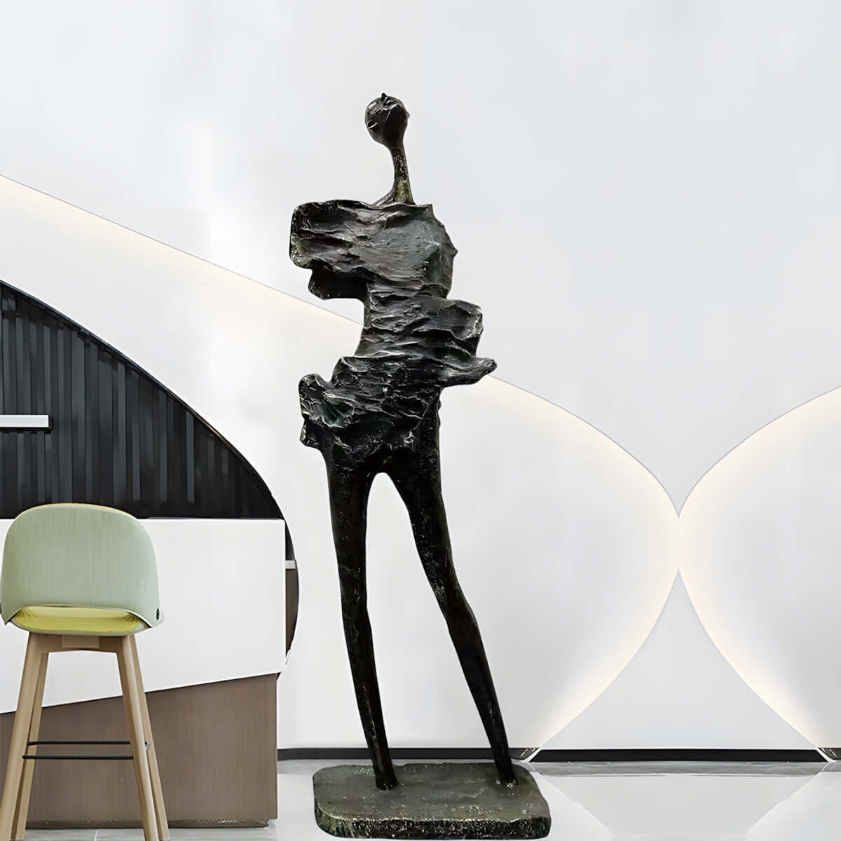 Dravik Sculpture