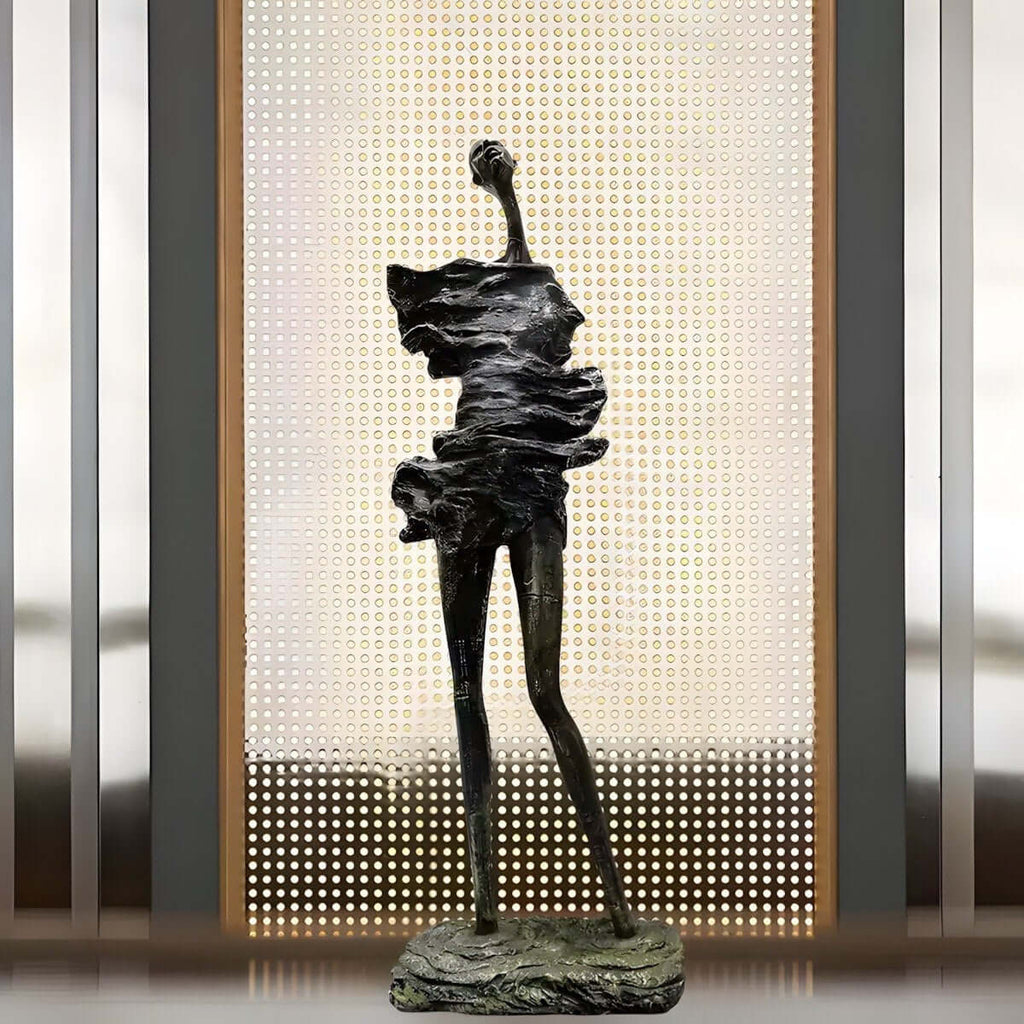 Dravik Sculpture