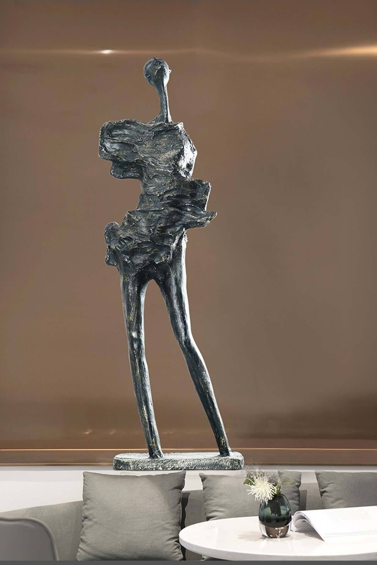 Dravik Sculpture