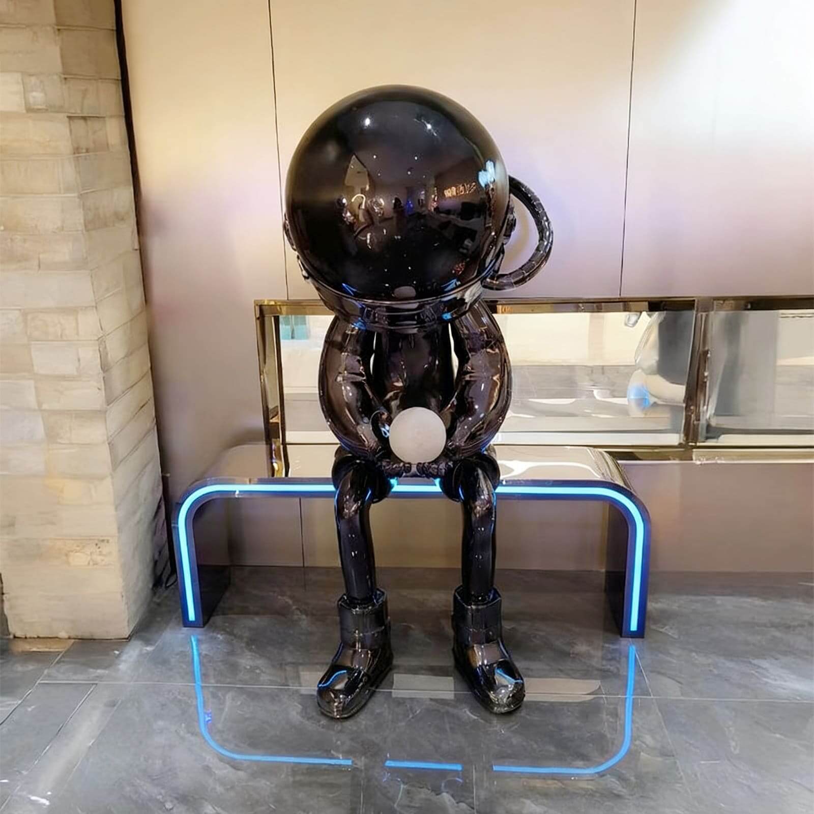 Dyrion Sculpture Floor Lamp
