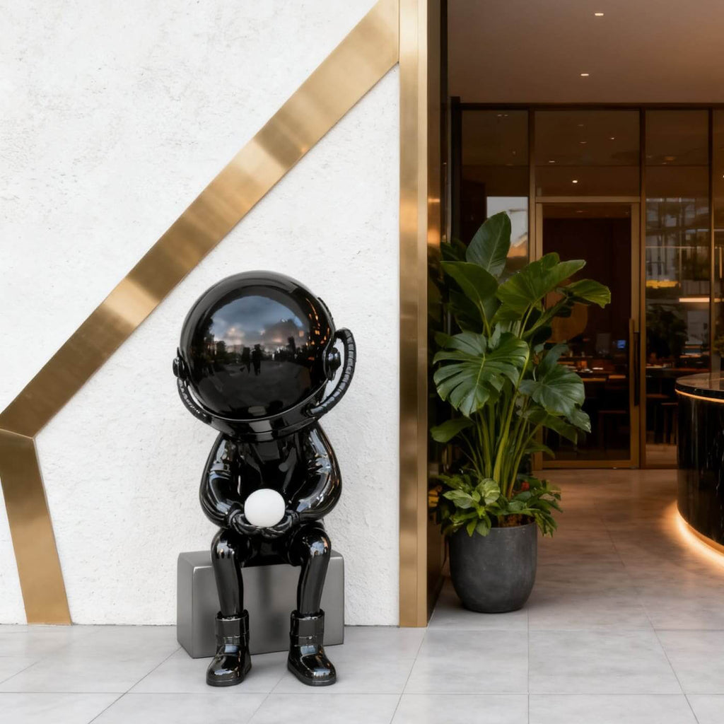 Dyrion Sculpture Floor Lamp