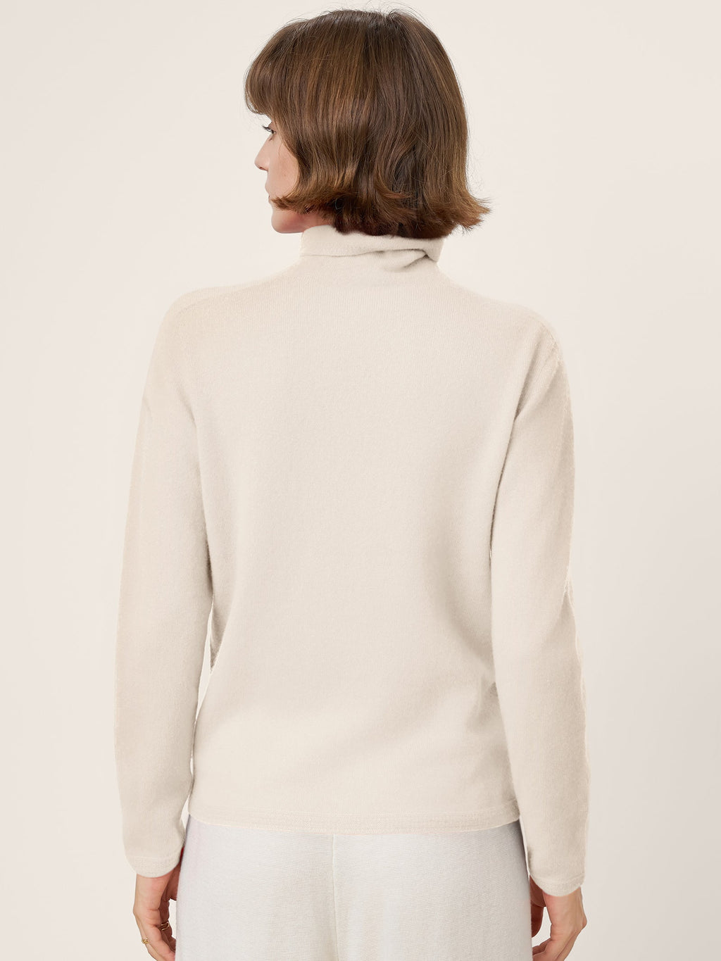 Premium Cashmere Blend Hand-Finished Seamless Turtleneck Knit Top TOVE