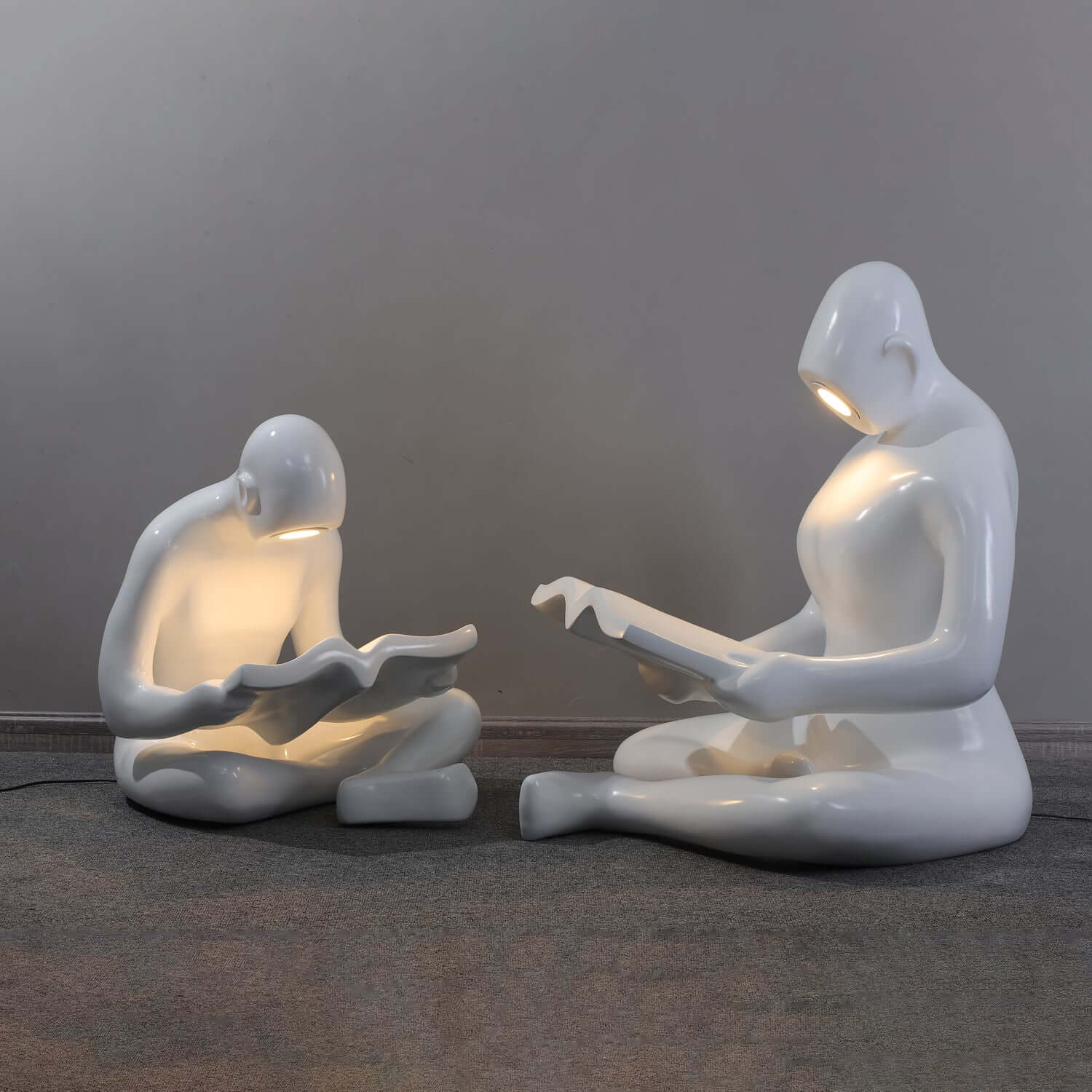 Elyvia Reading Sculpture Floor Lamp