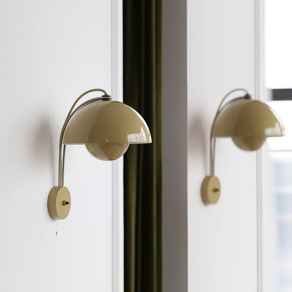 Flowerpot Wall Lamp