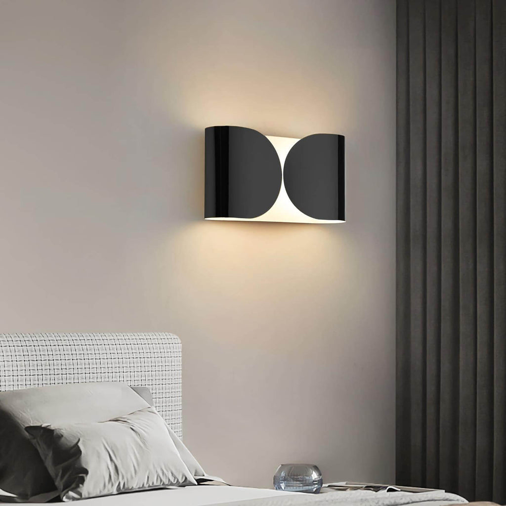 Foglio Sheet Wall Lamp
