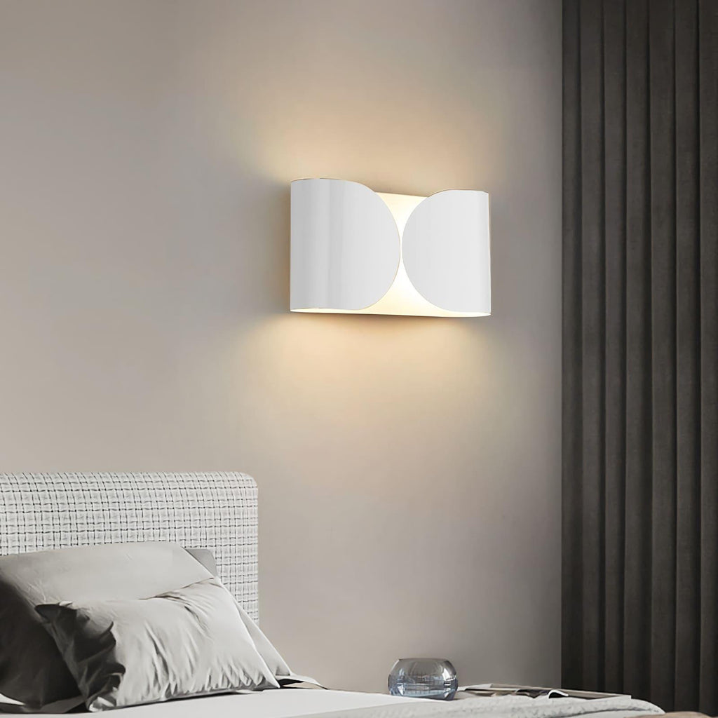Foglio Sheet Wall Lamp