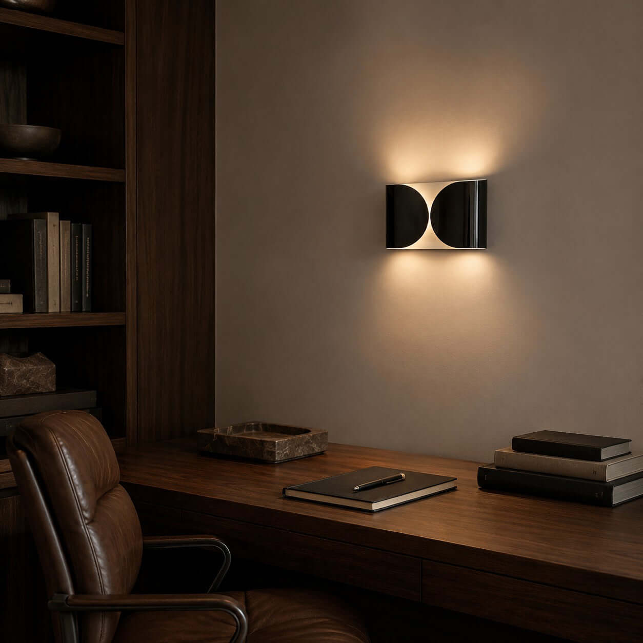 Foglio Sheet Wall Lamp