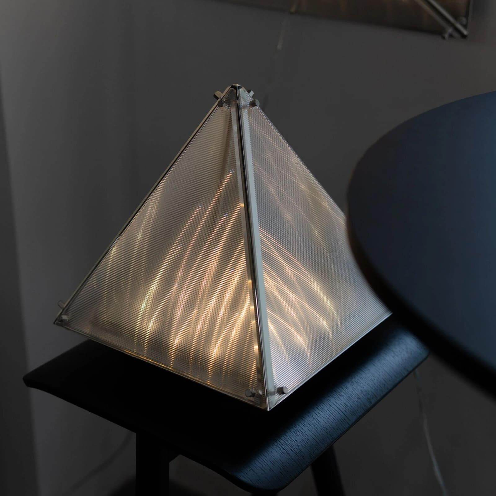 Fragment Table Lamp