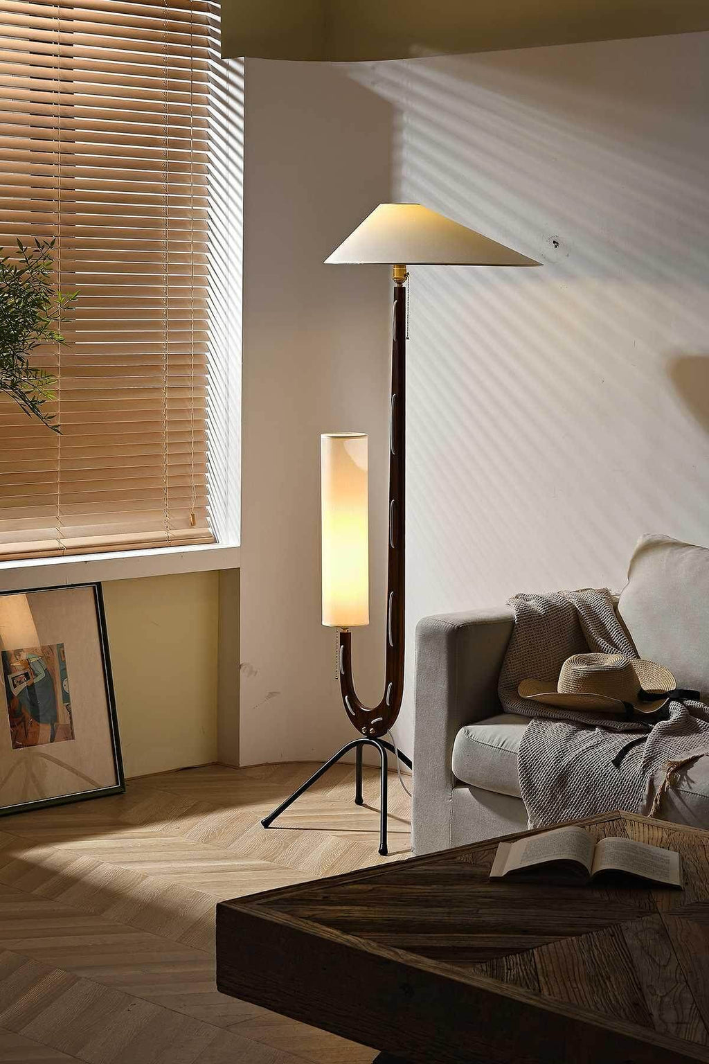 Giraffe Floor Lamp