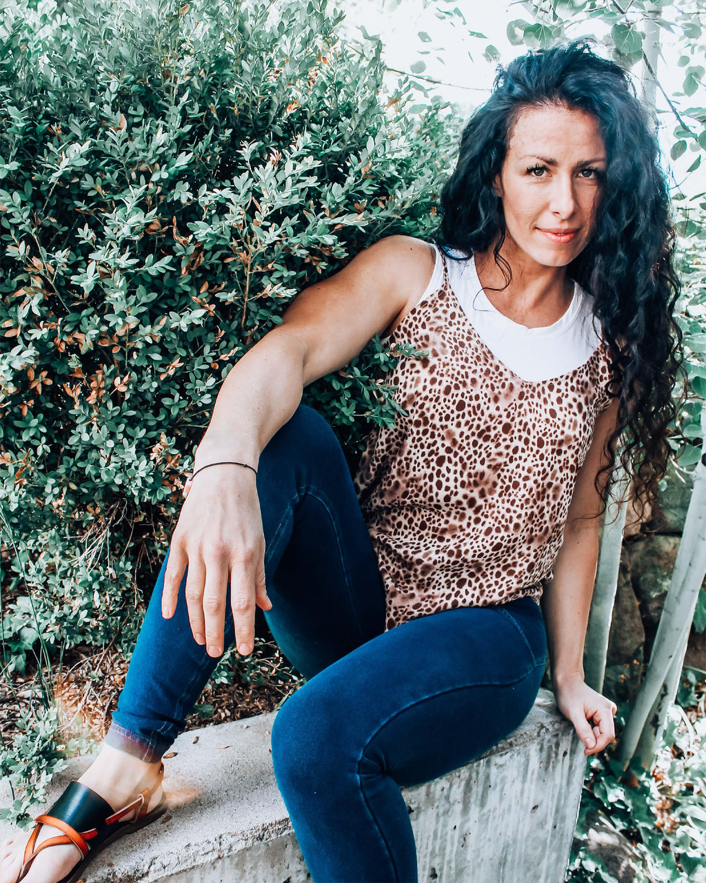 Crew Neck Tank Halftee
