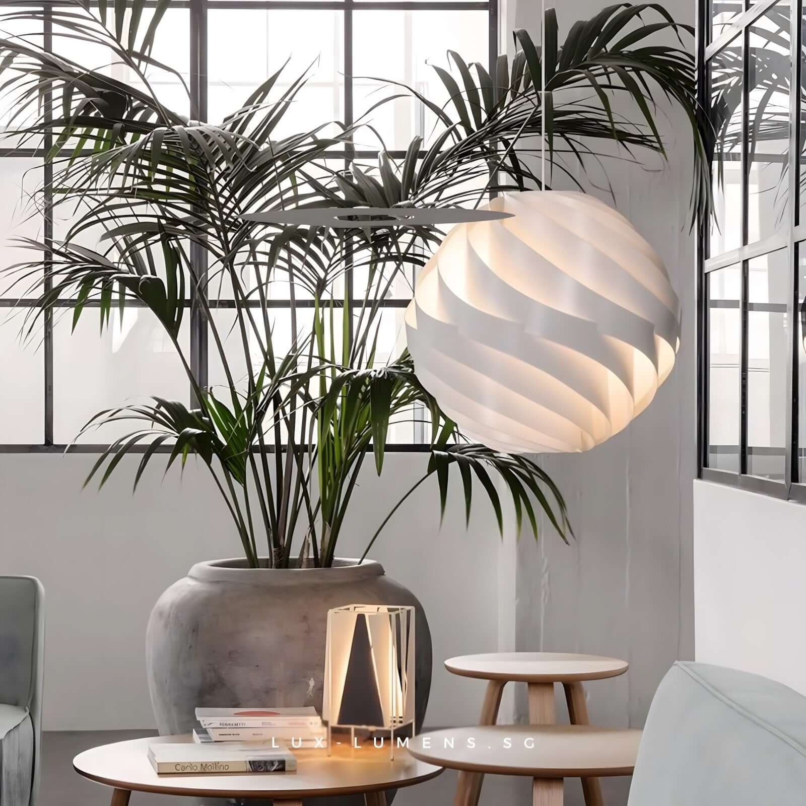 Halo Swirl Pendant Light