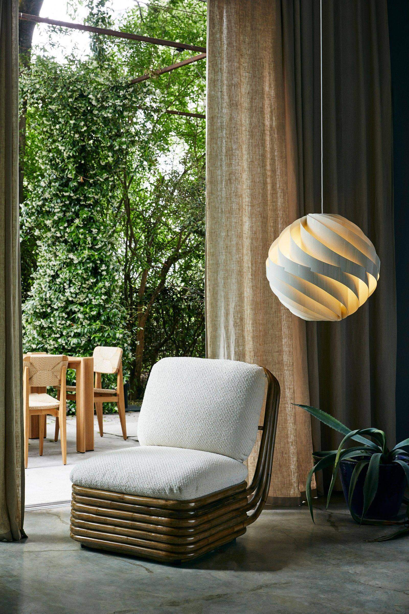 Halo Swirl Pendant Light