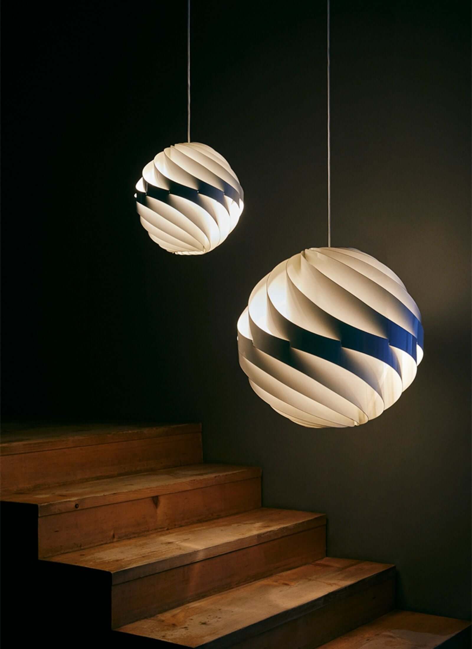 Halo Swirl Pendant Light