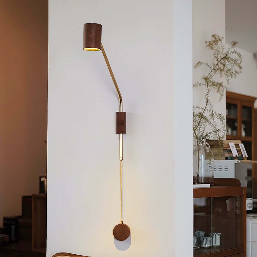 Holzarm Wall Light