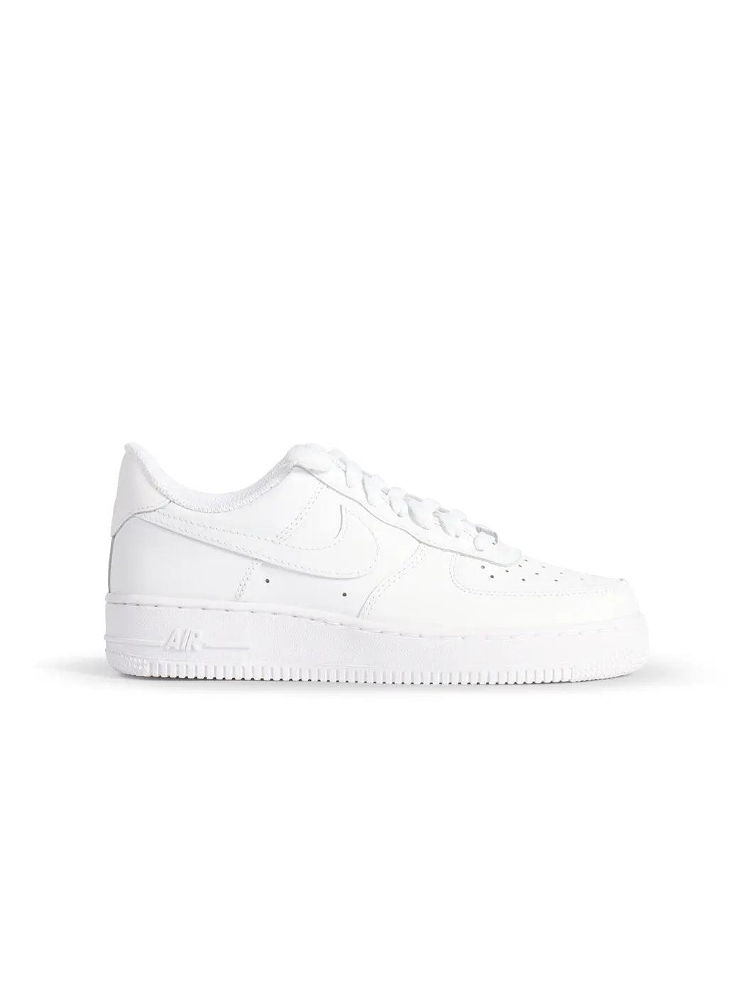 Nike Big Kids Air Force 1 LE – Triple White