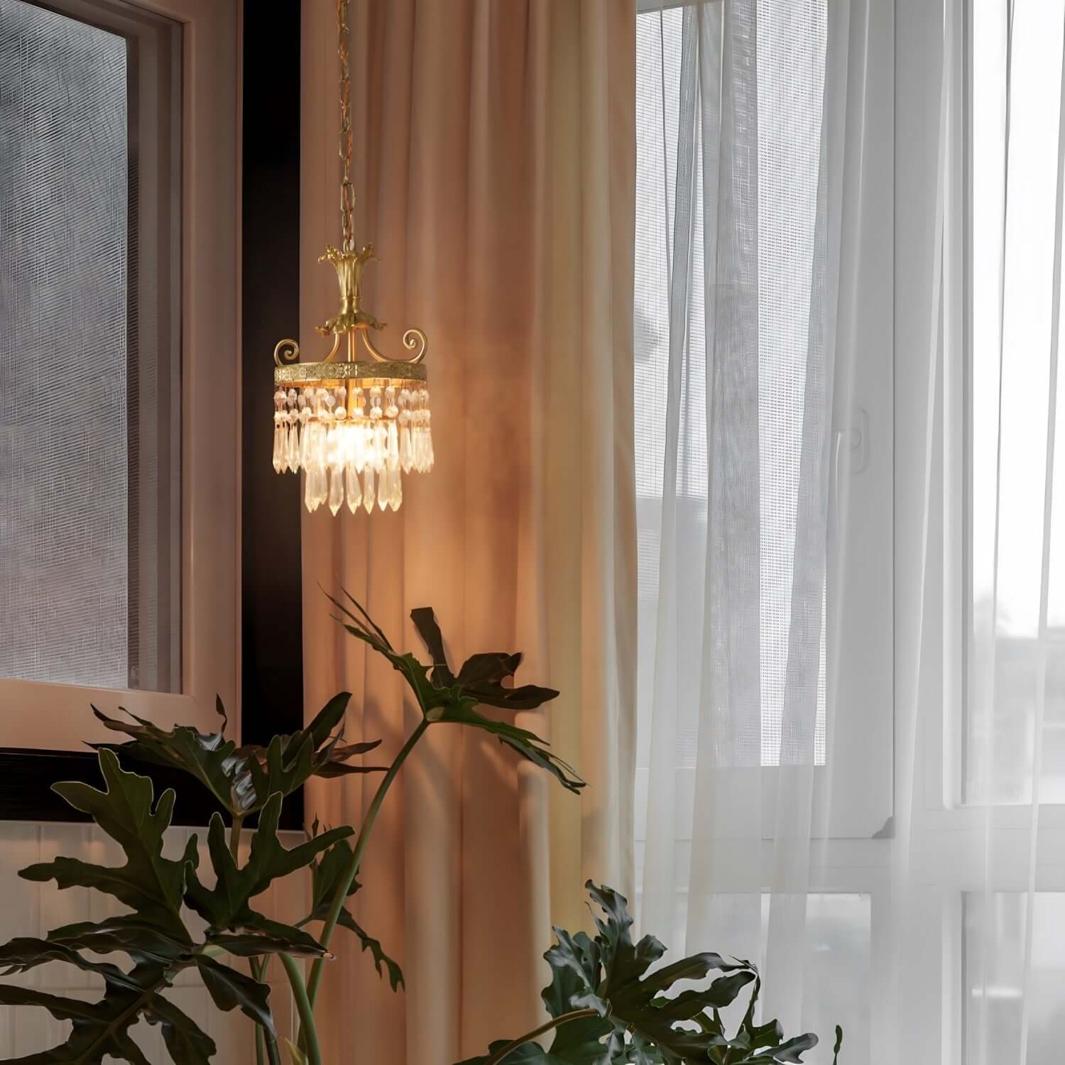 Jalsuma Chandelier