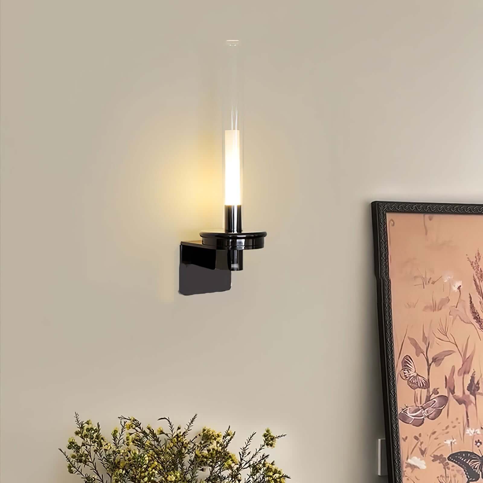 Kyvona Wall Lamp