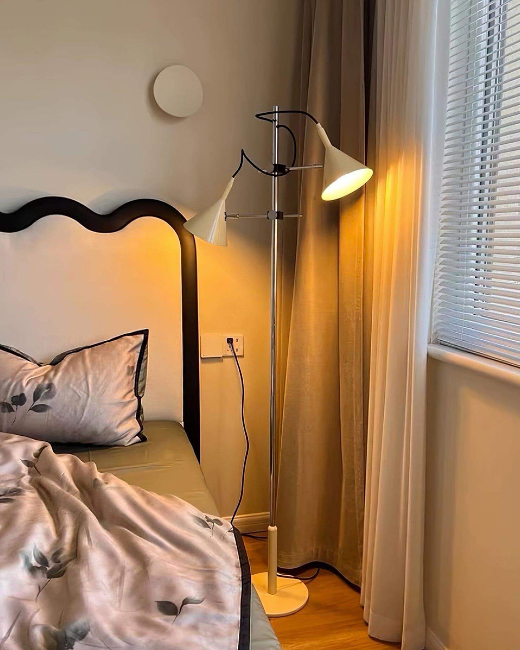 Laiton Floor Lamp