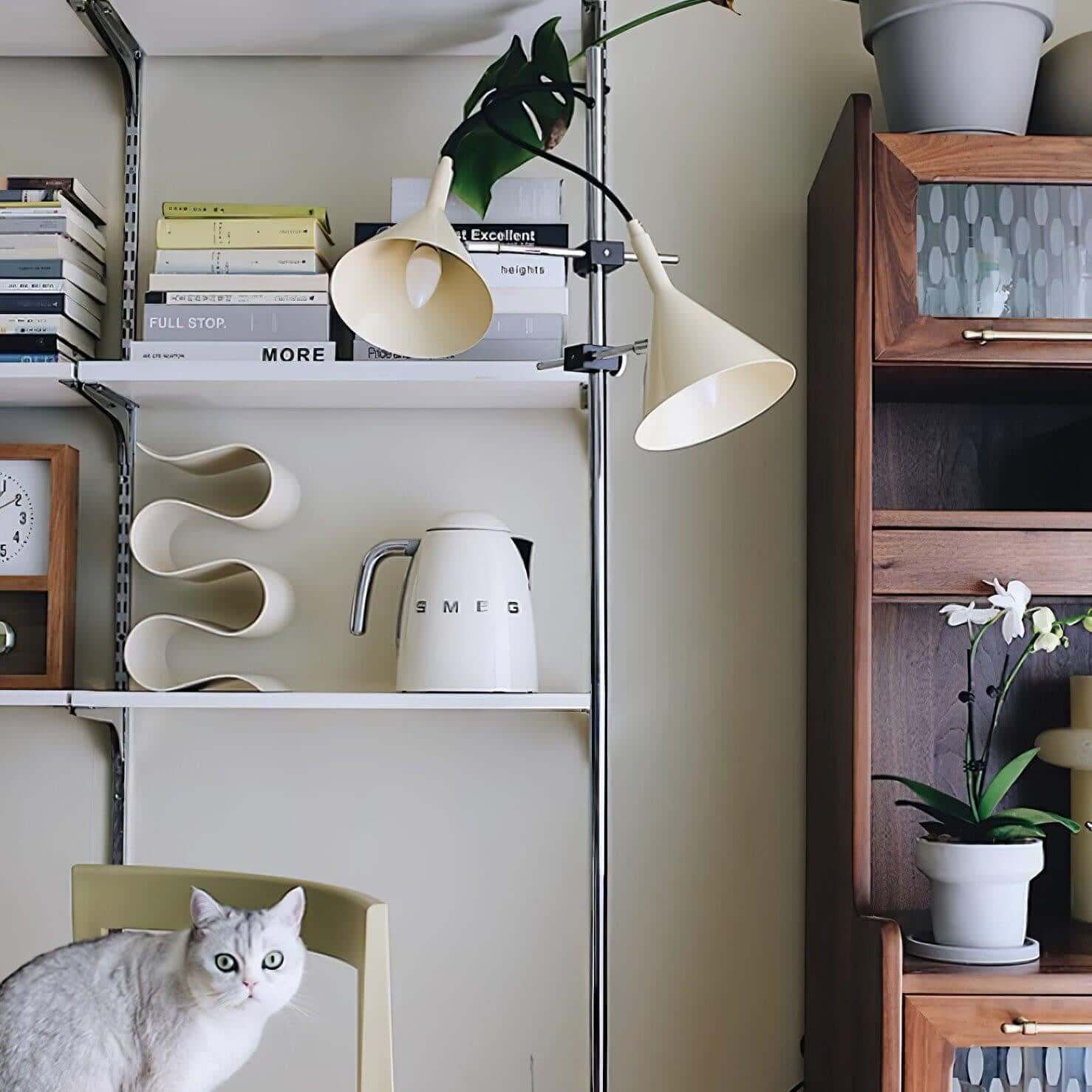 Laiton Floor Lamp