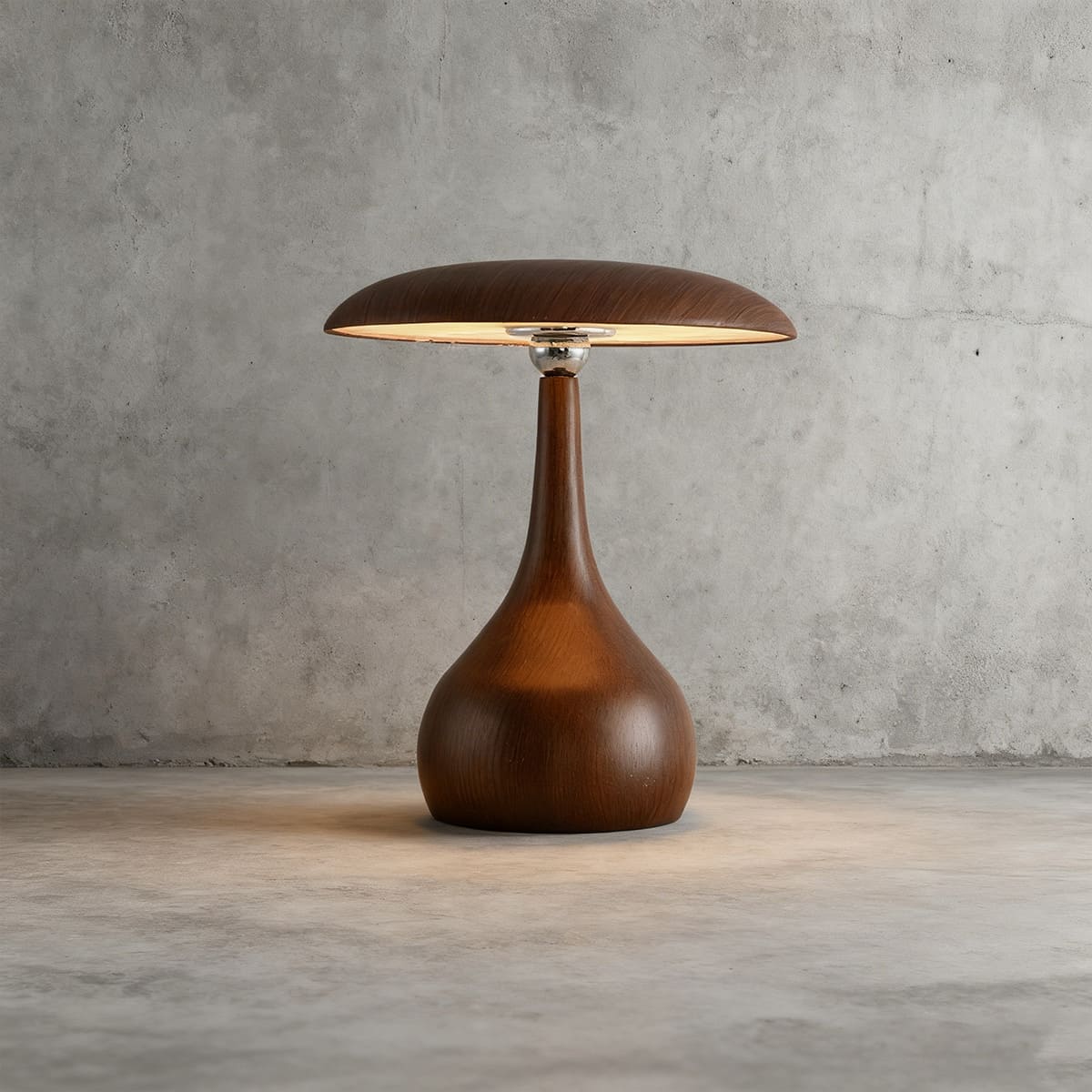 Leran Table Lamp
