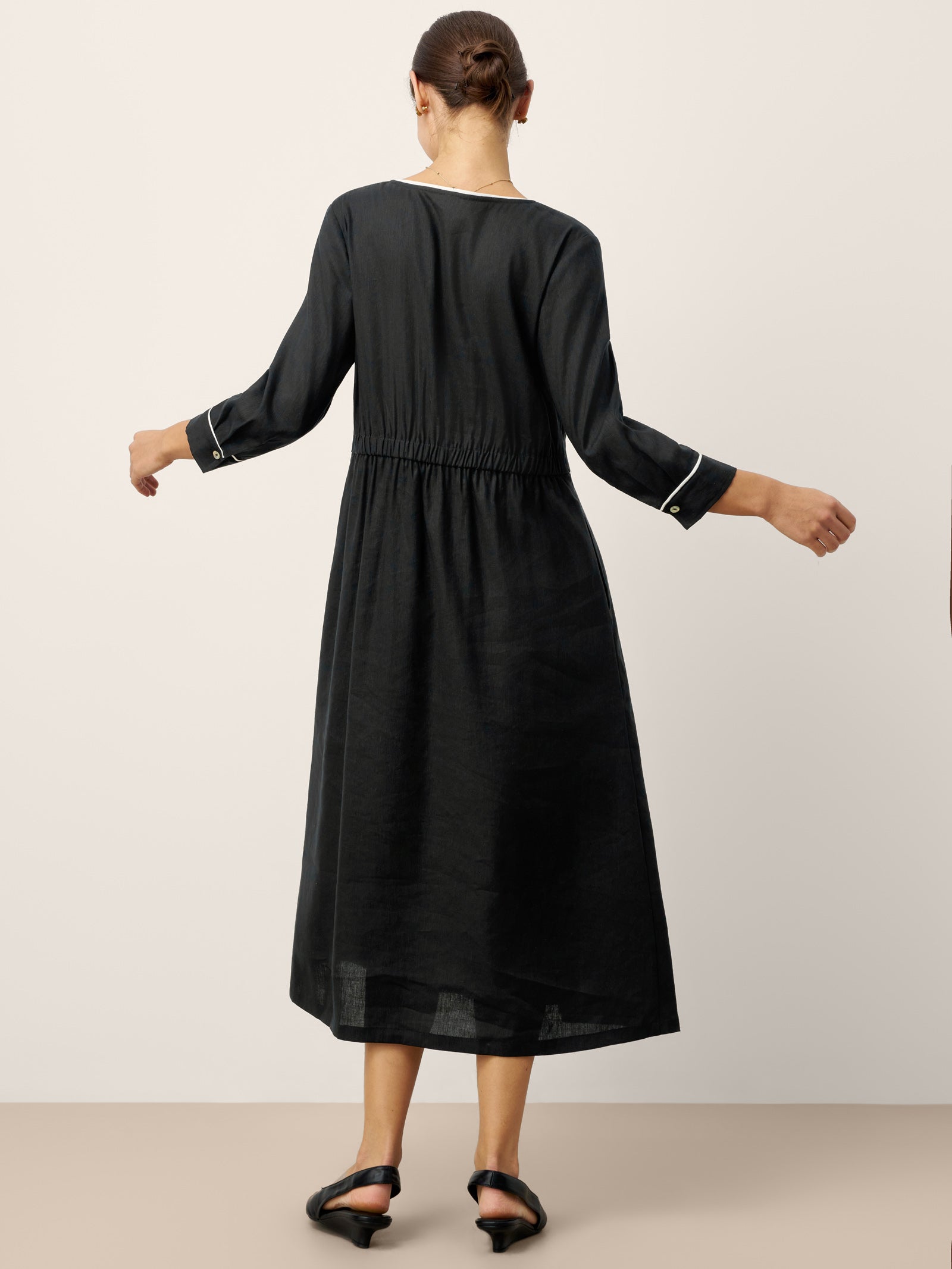 Linen-Lyocell Contrast Trim Gathered Midi Dress NYX
