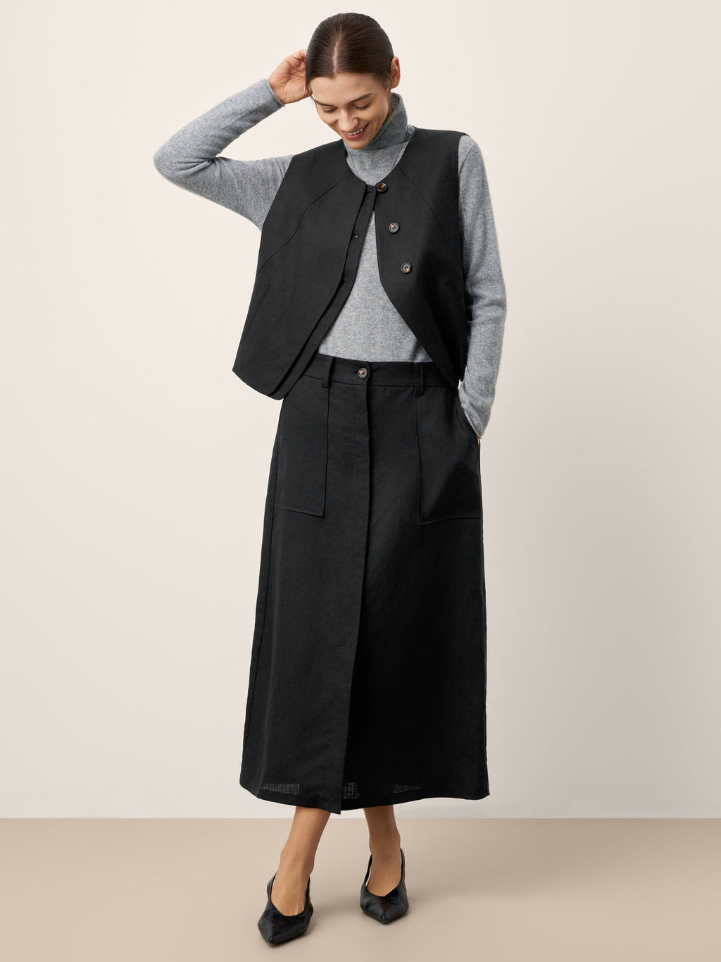 Linen-Lyocell Panel Layered Vest ODELIA