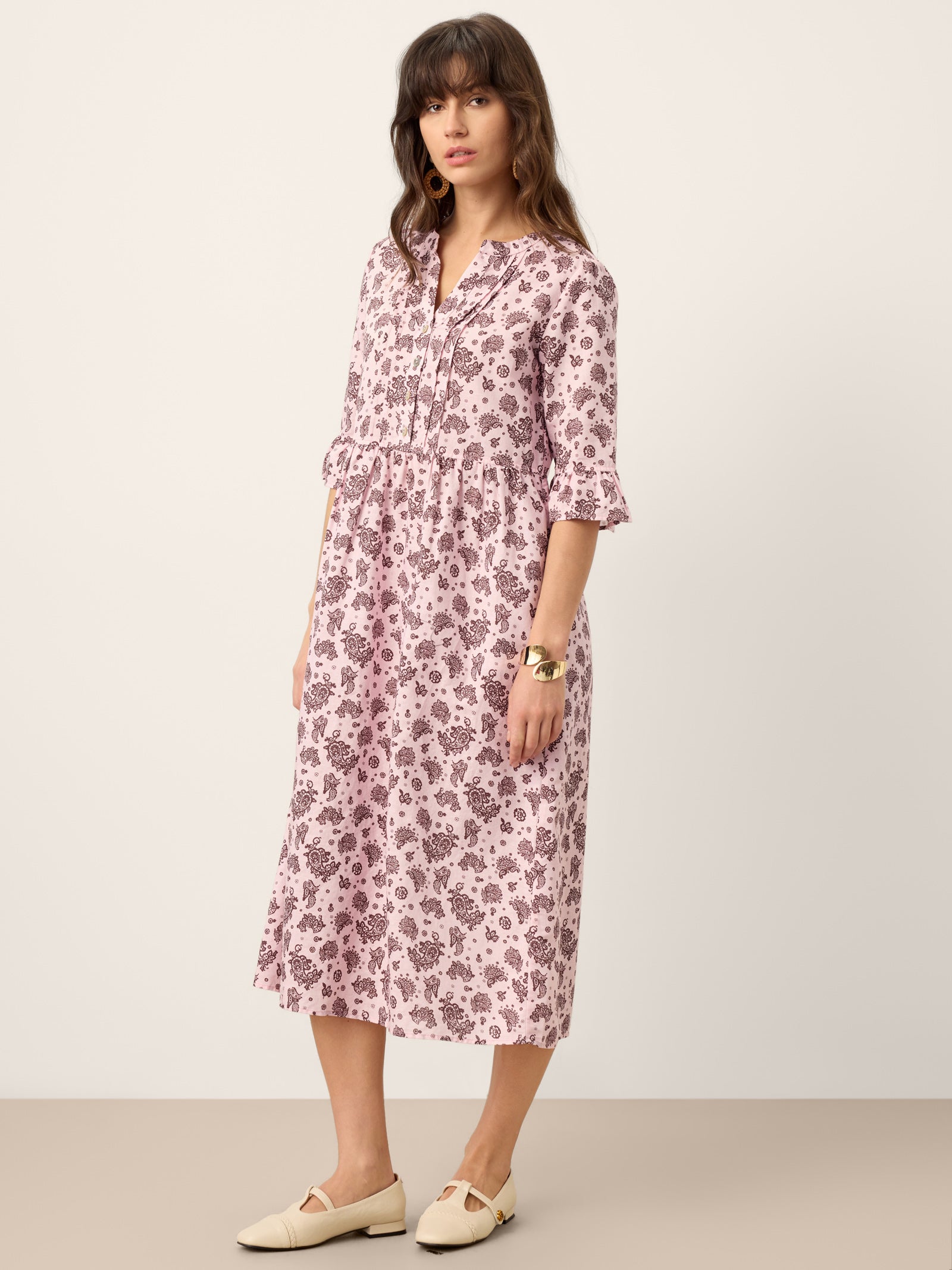Linen Paisley Pintucked Ruffle-Cuff Midi Dress MAELYN
