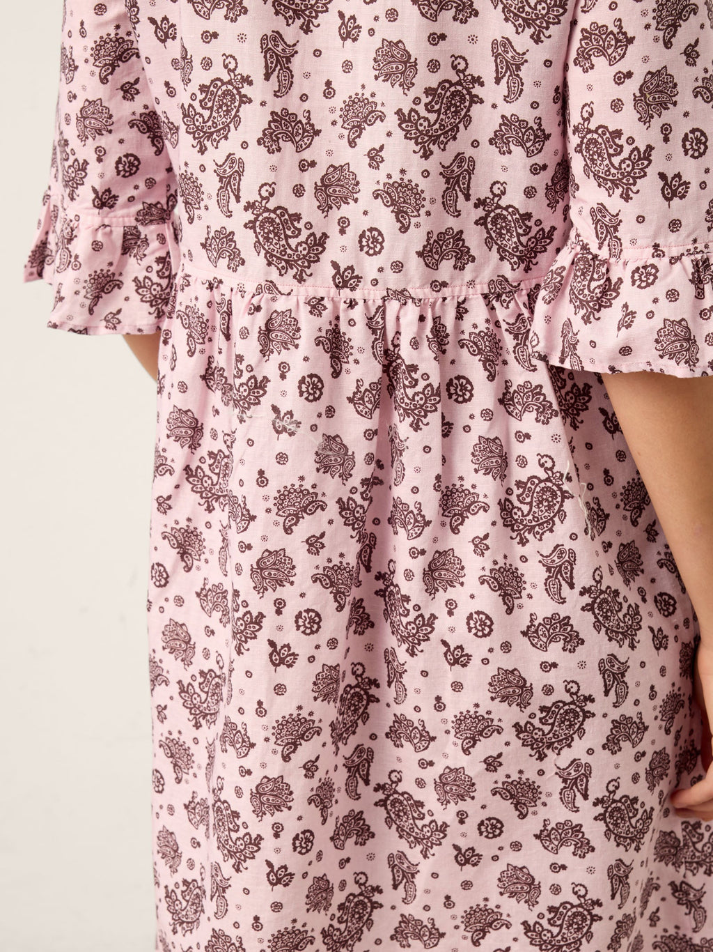Linen Paisley Pintucked Ruffle-Cuff Midi Dress MAELYN