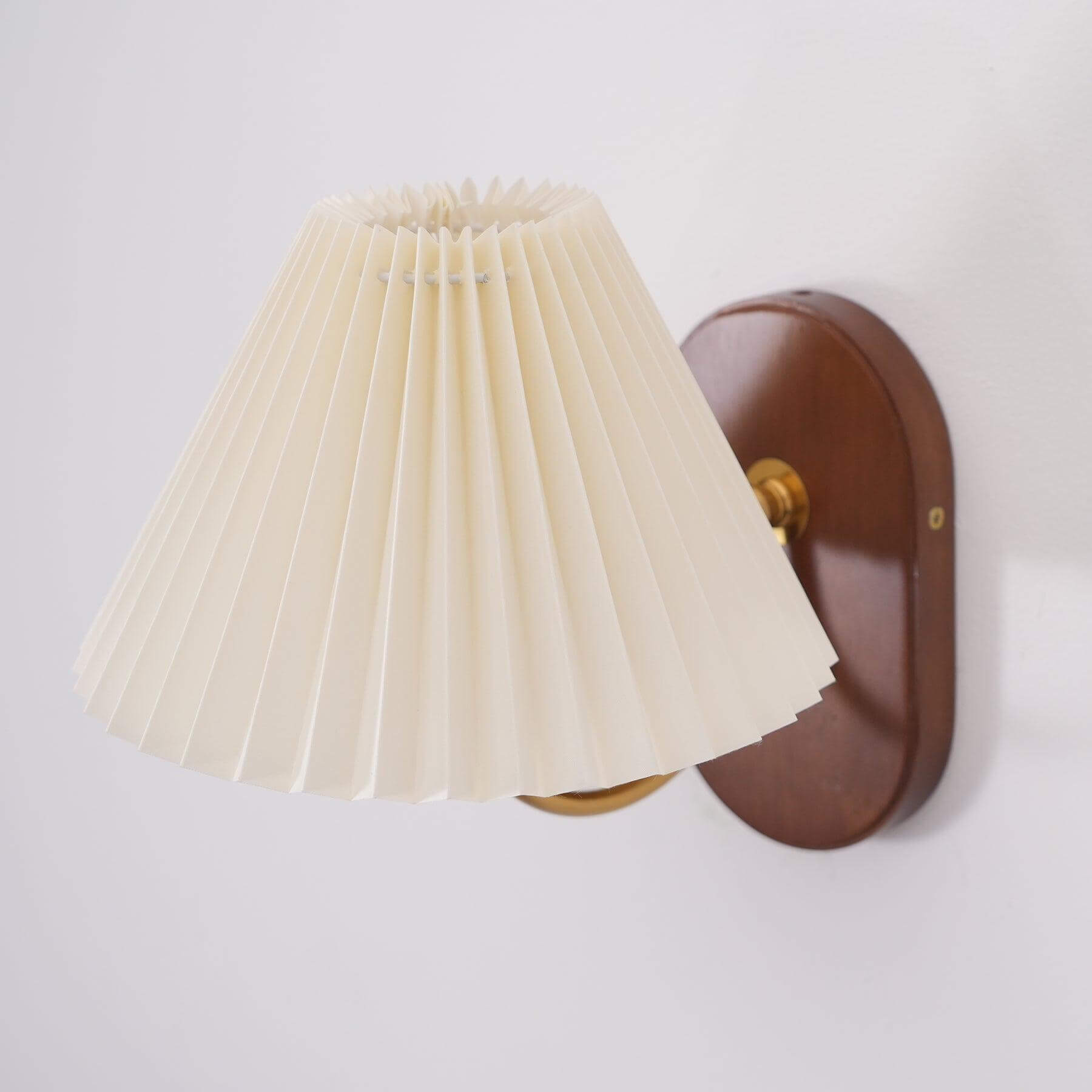 Louise Wall Lamp