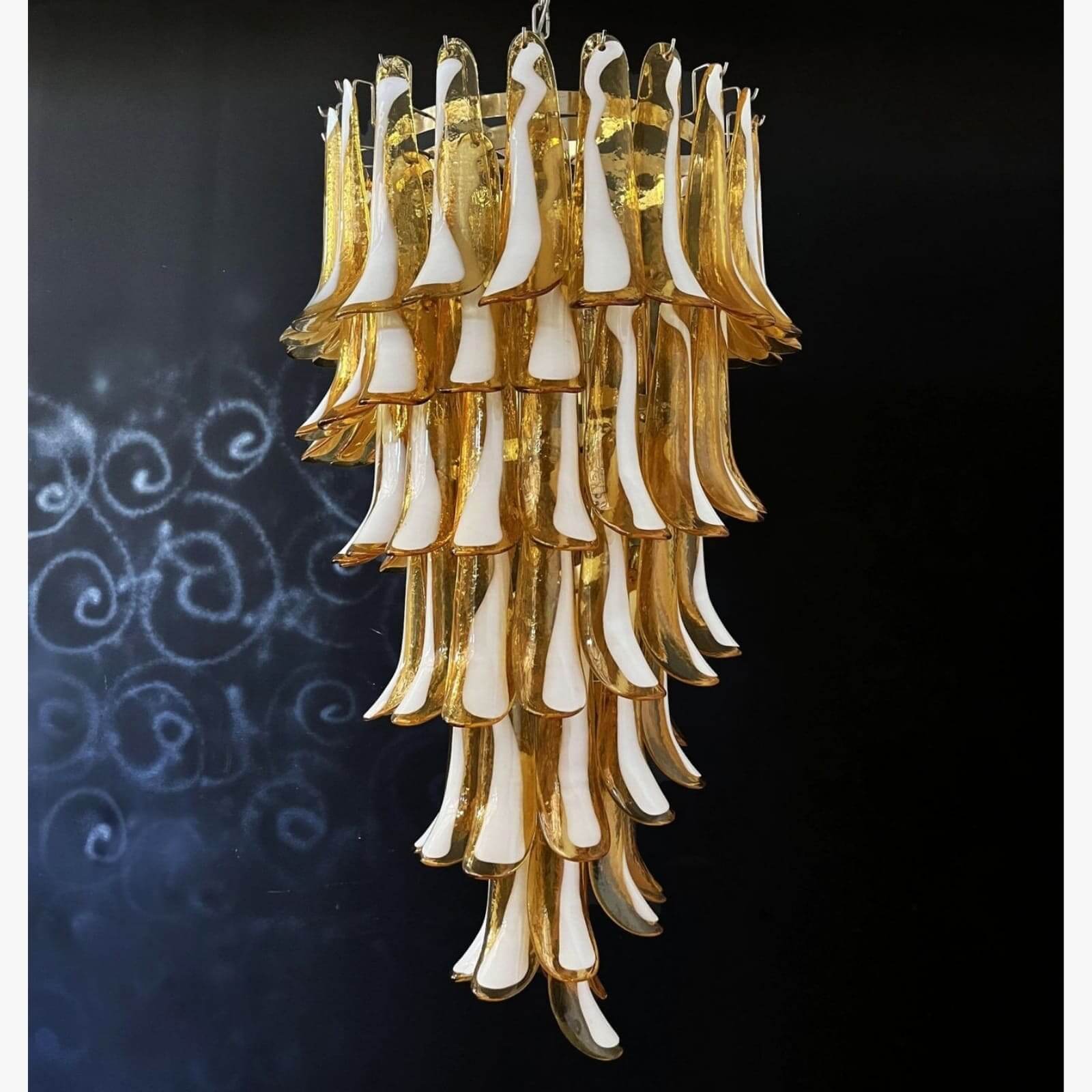 Lufra Chandelier