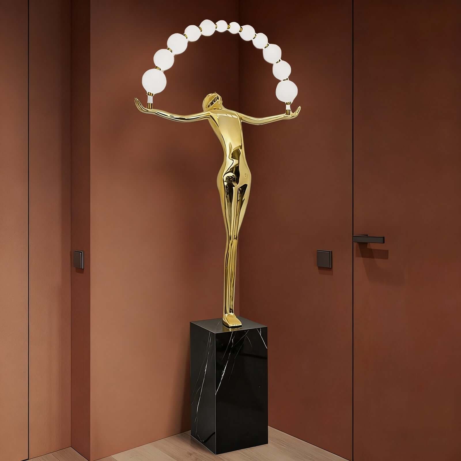 Lunari Sculpture Floor Lamp