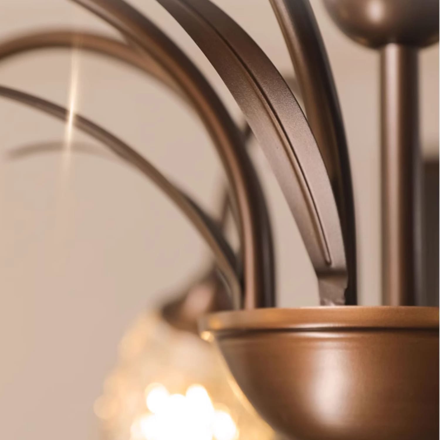 Lunava Chandelier