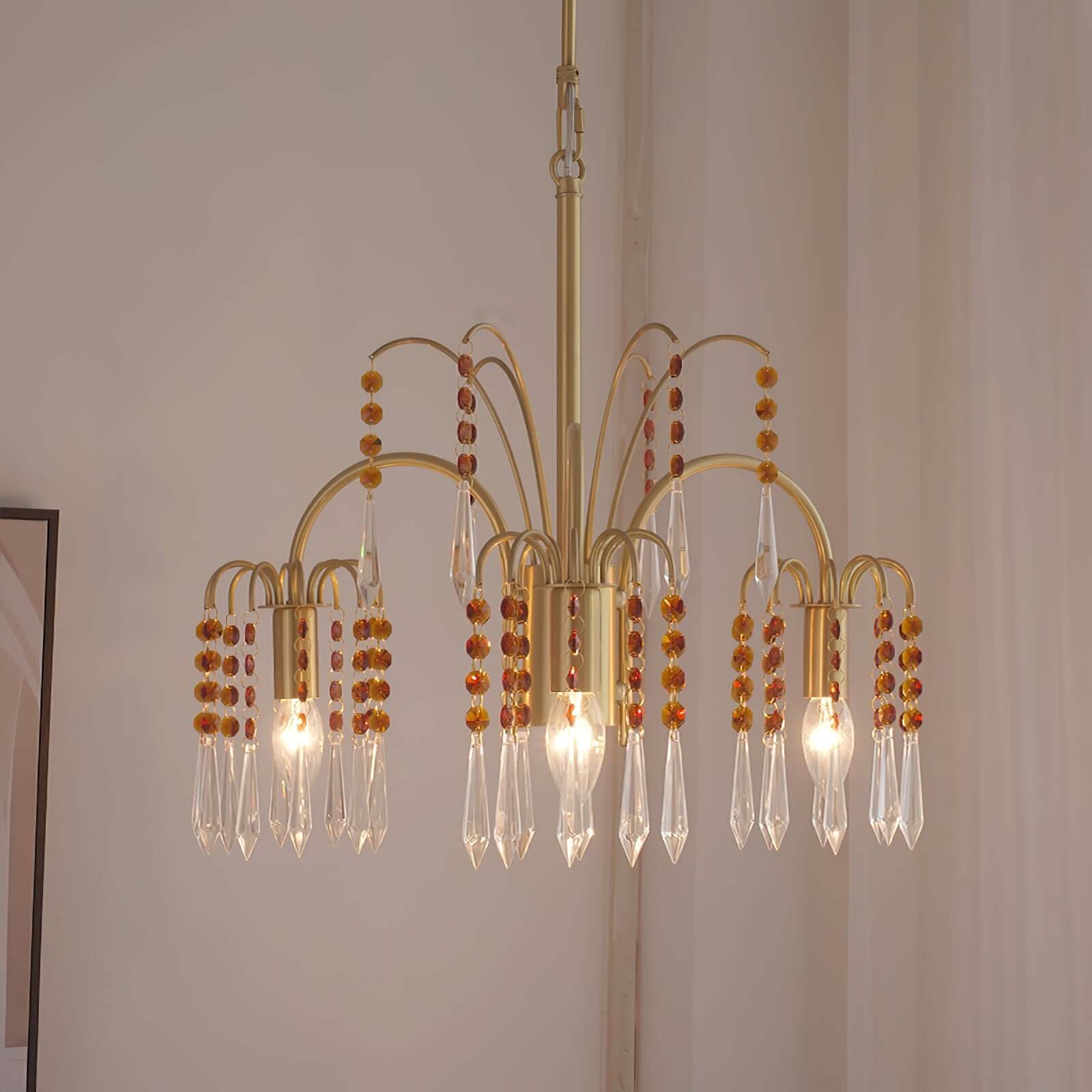 Lunva Chandelier