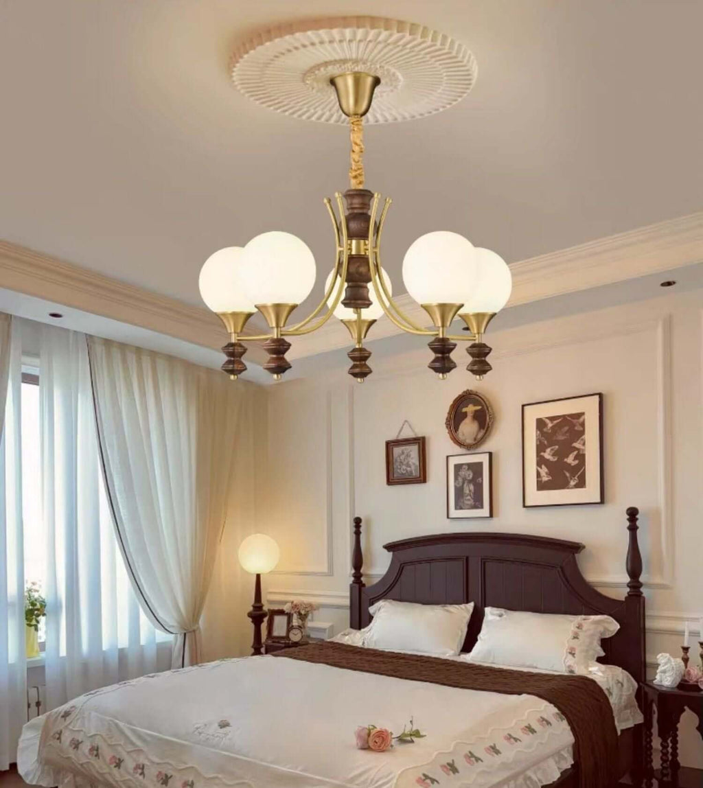 Luster Chandelier