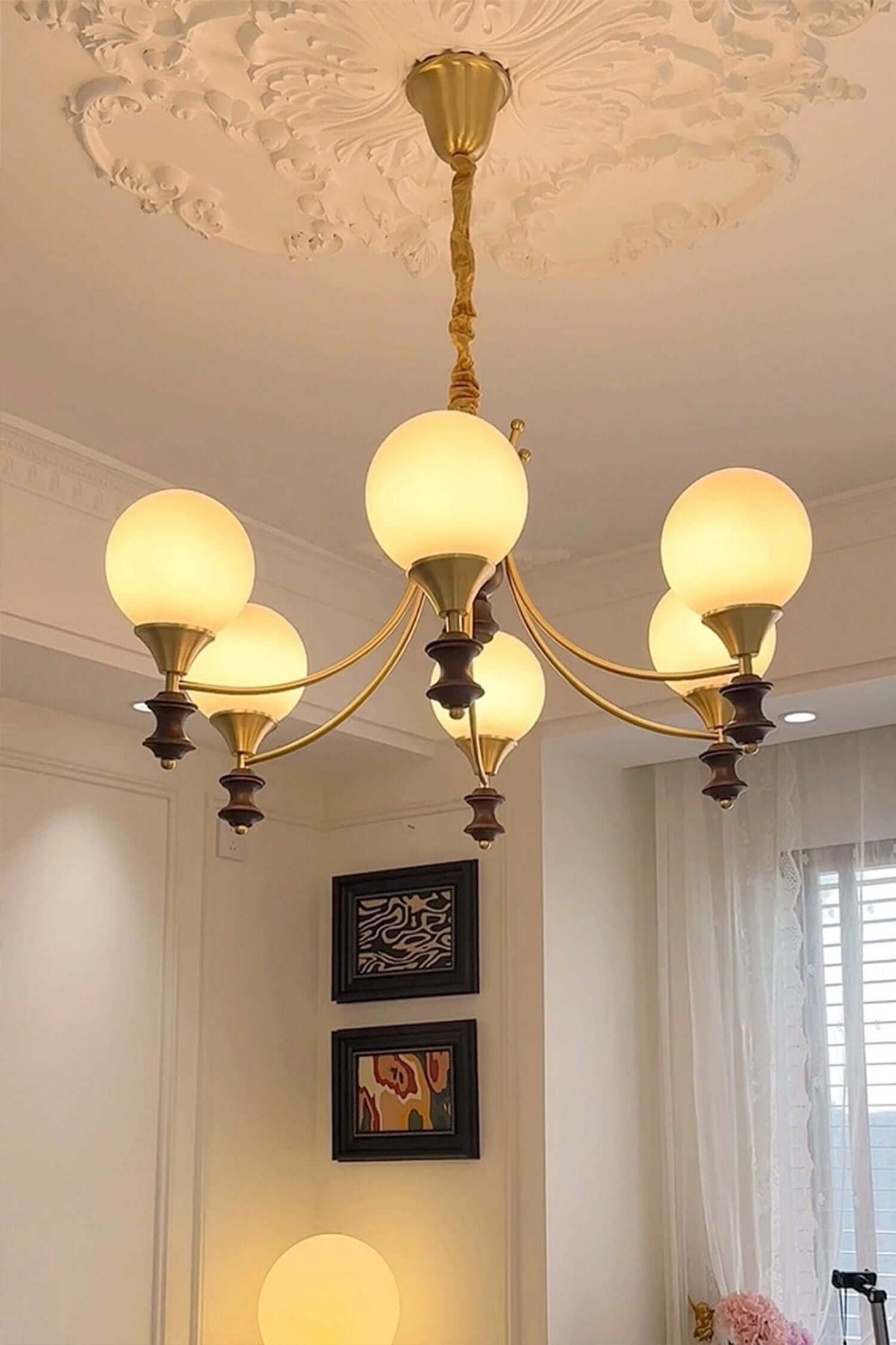 Luster Chandelier