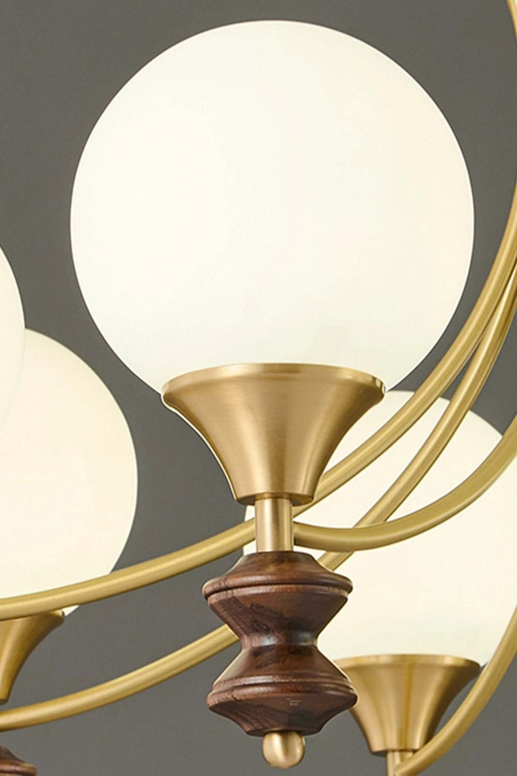 Luster Chandelier
