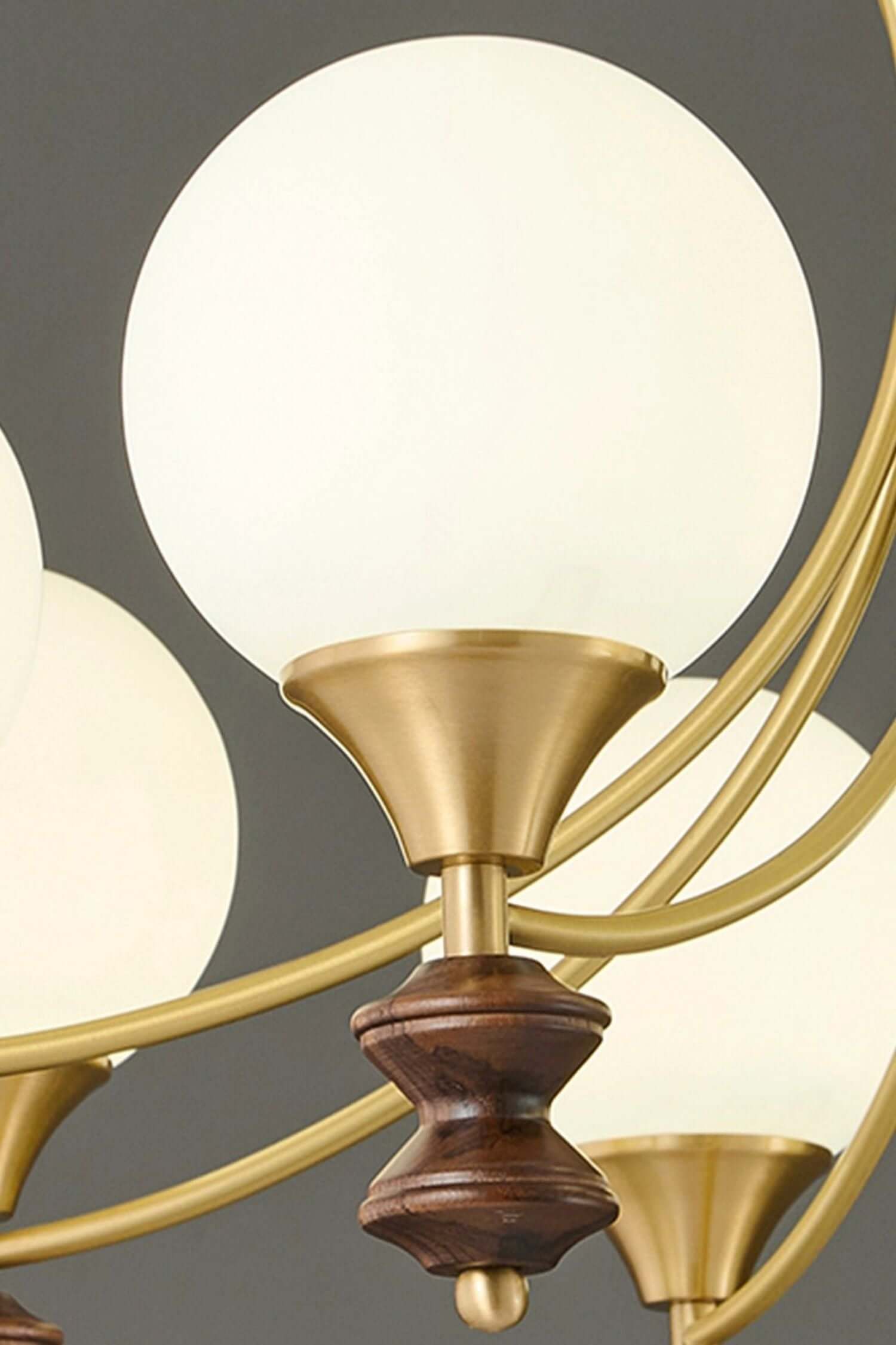 Luster Chandelier