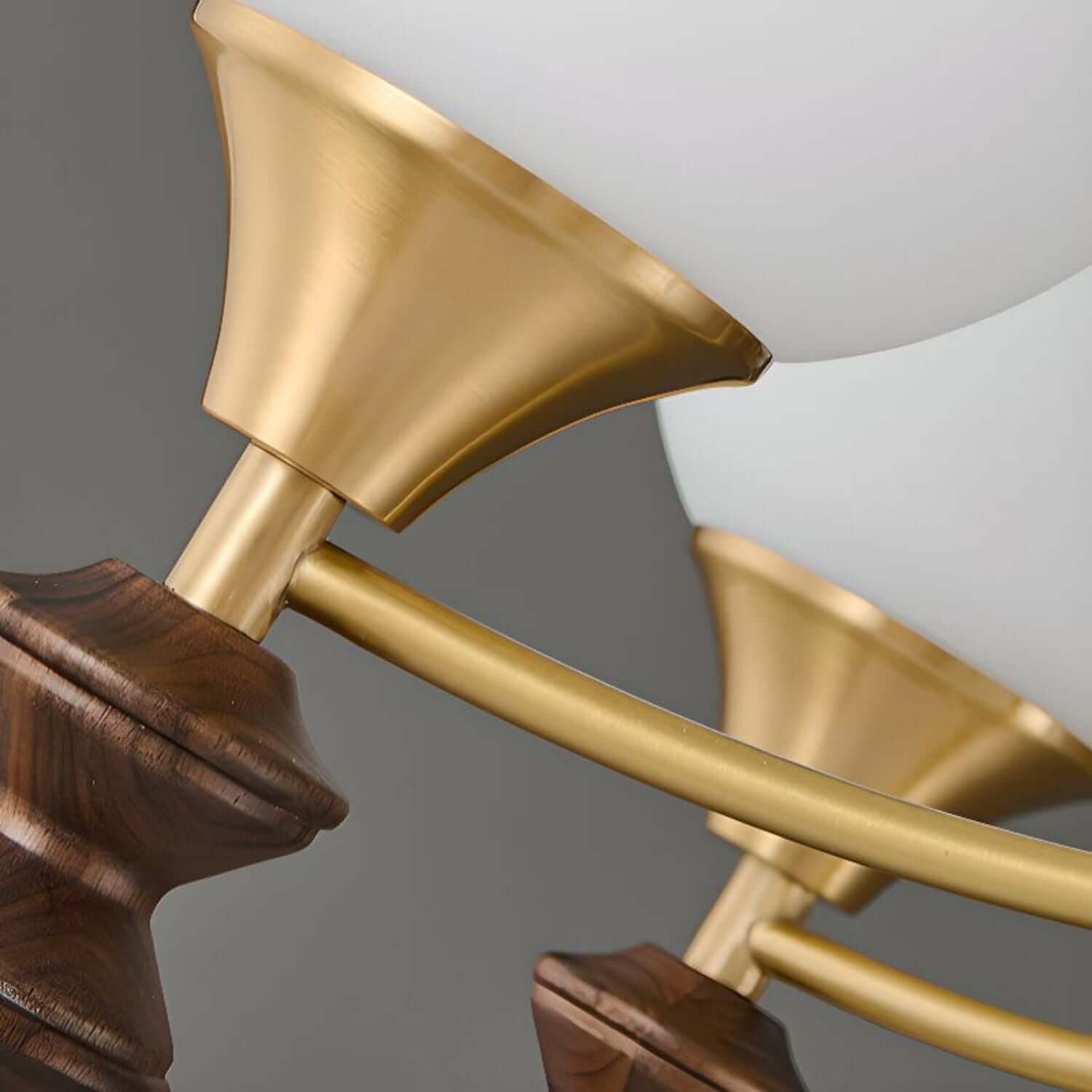 Luster Chandelier