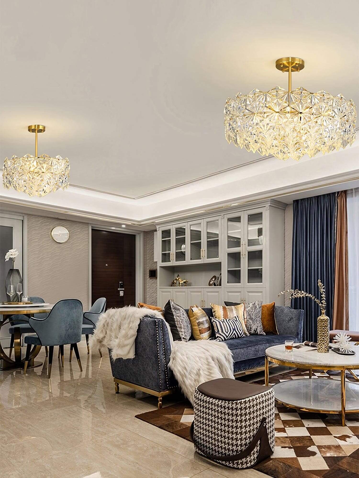 Lyrvixa Chandelier