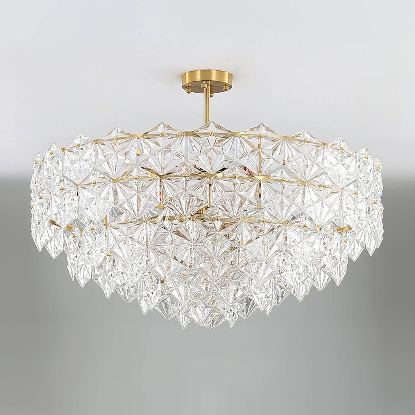 Lyrvixa Chandelier