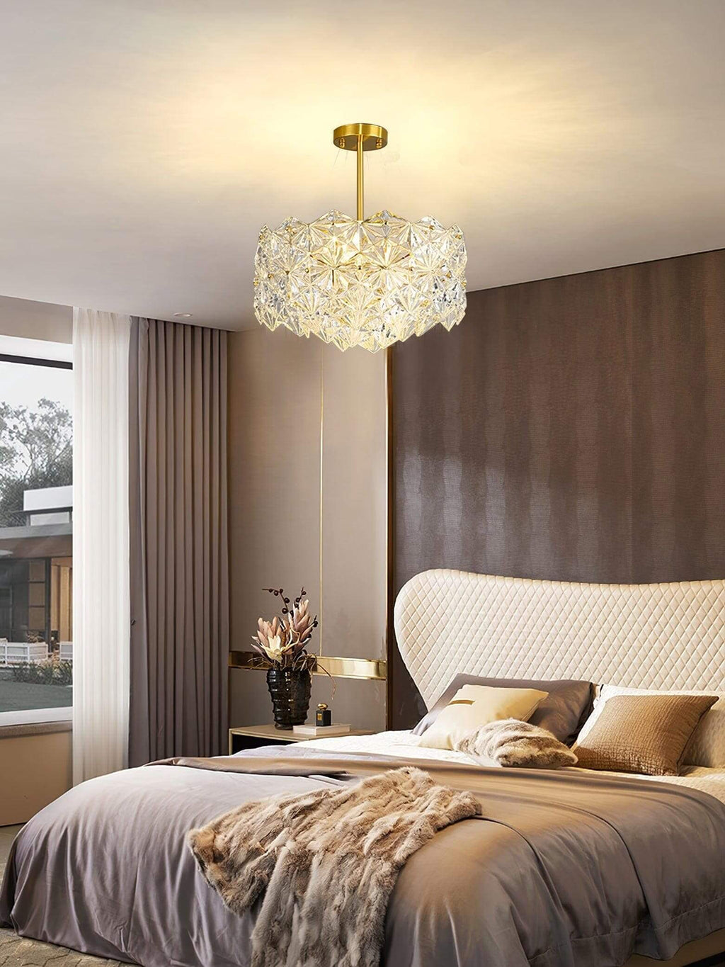 Lyrvixa Chandelier