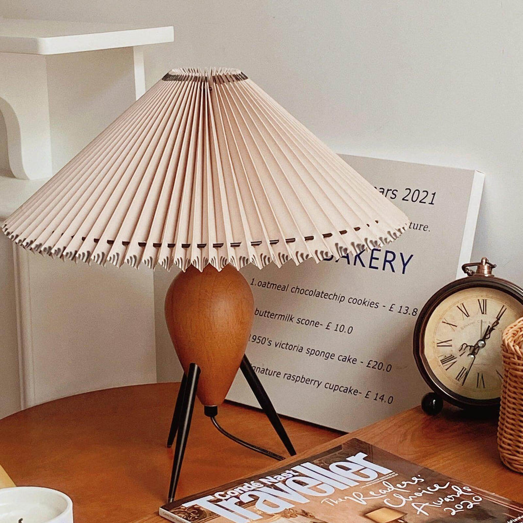 Makie Table Lamp