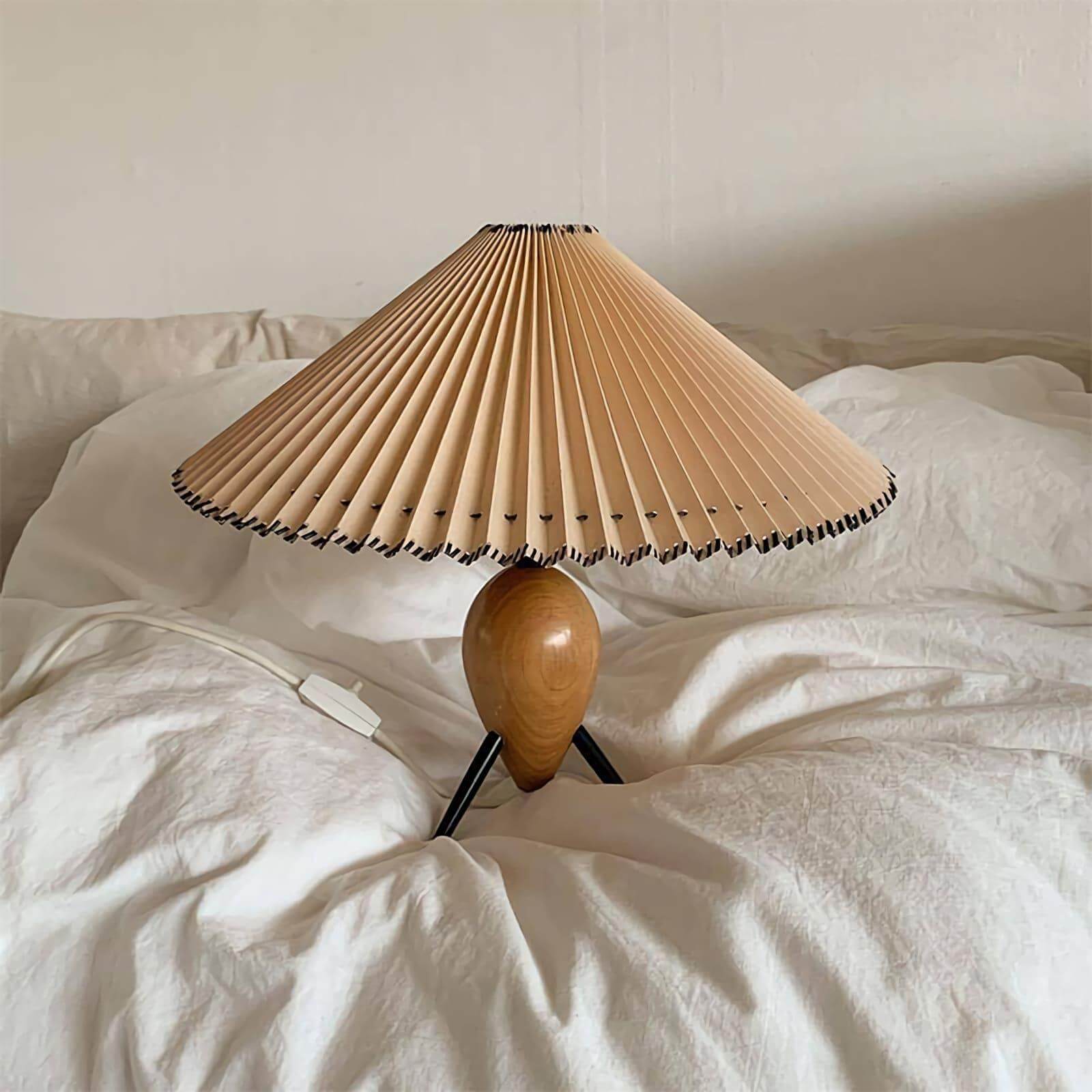Makie Table Lamp