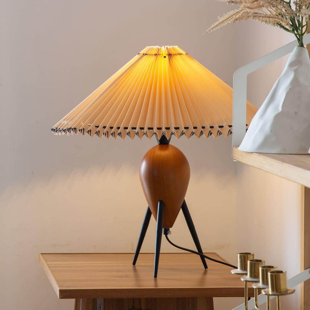 Makie Table Lamp