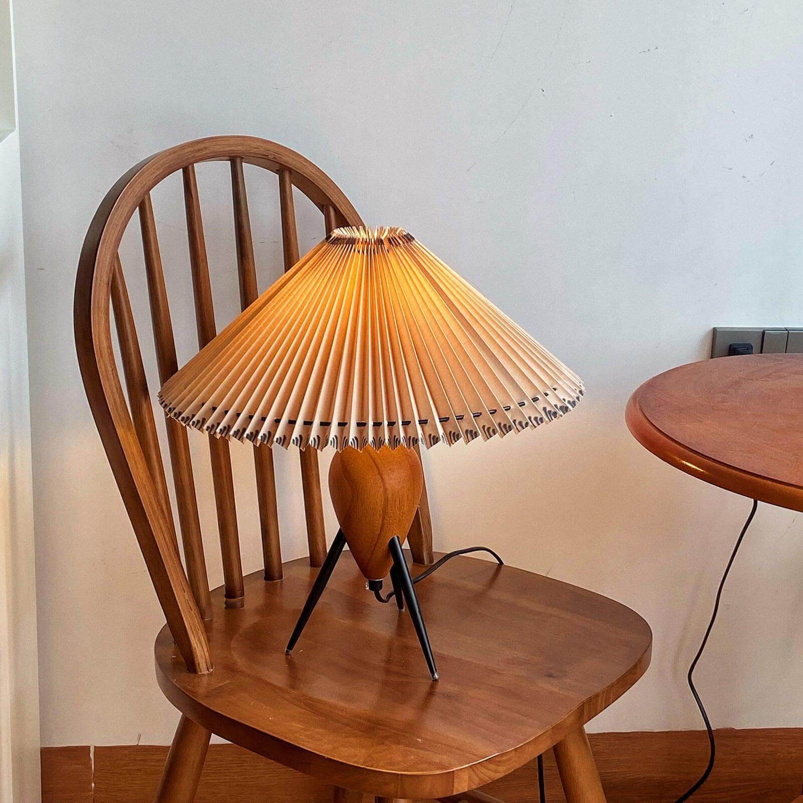 Makie Table Lamp