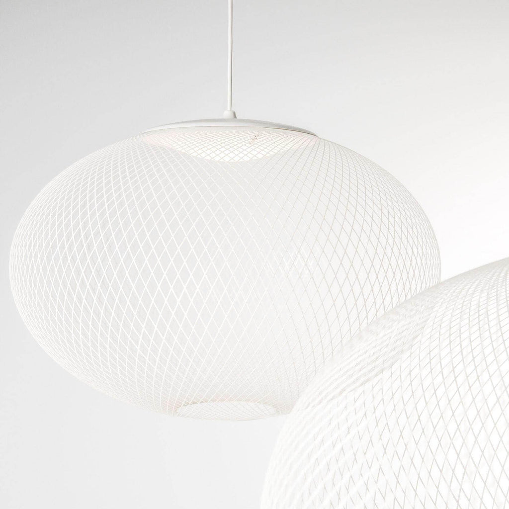 Metallic Meshwork Pendant Lamp