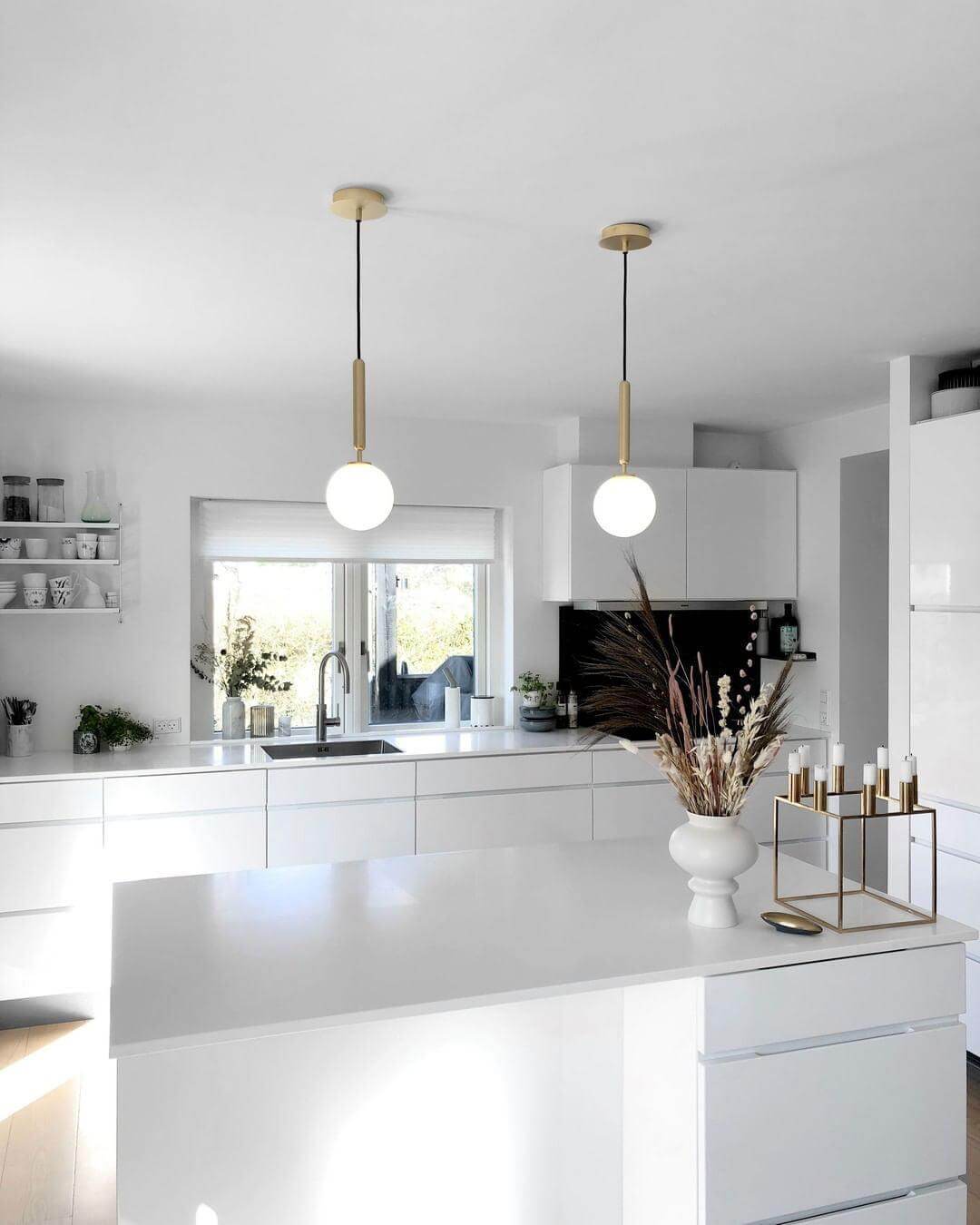 Miira Pendant Light